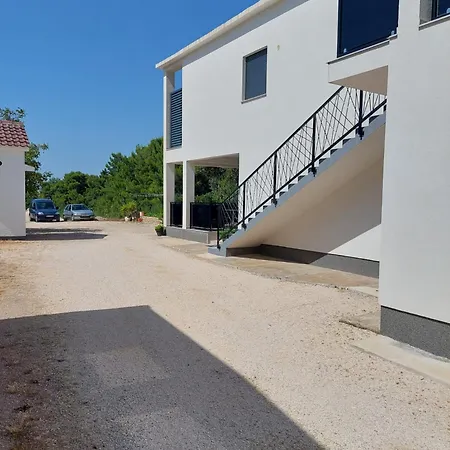 Apartmani Karla Paklenica Starigrad Exterior photo