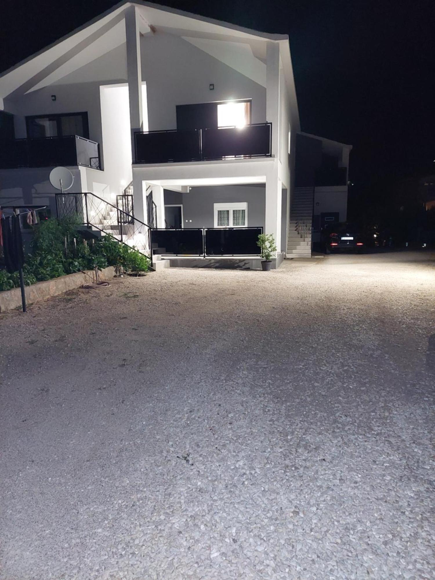 Apartament Karla Paklenica *