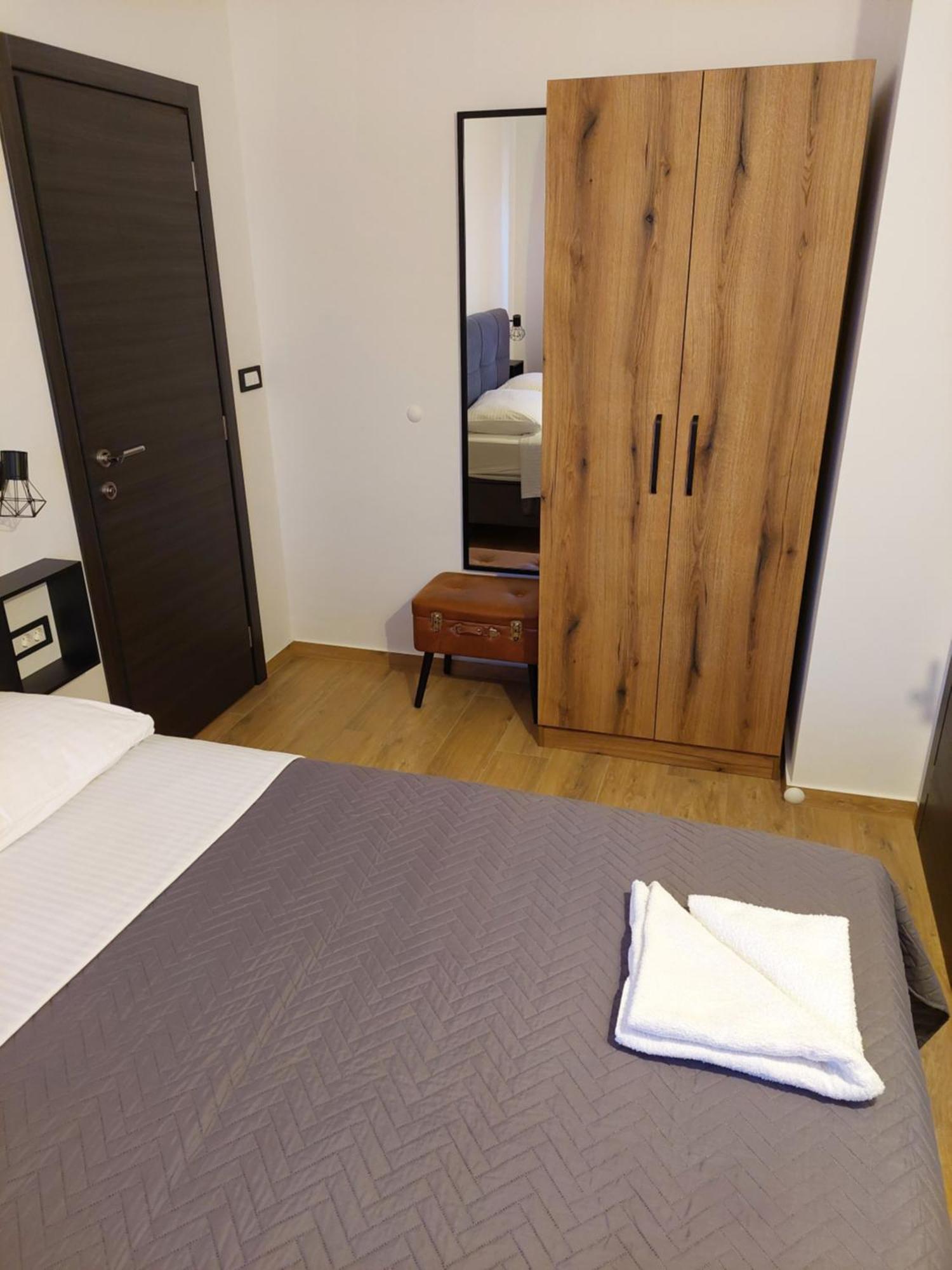 Karla Paklenica Apartment *